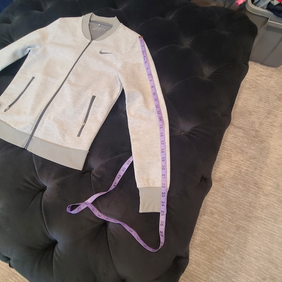 Nike golf Jacket - Picture 6 of 7